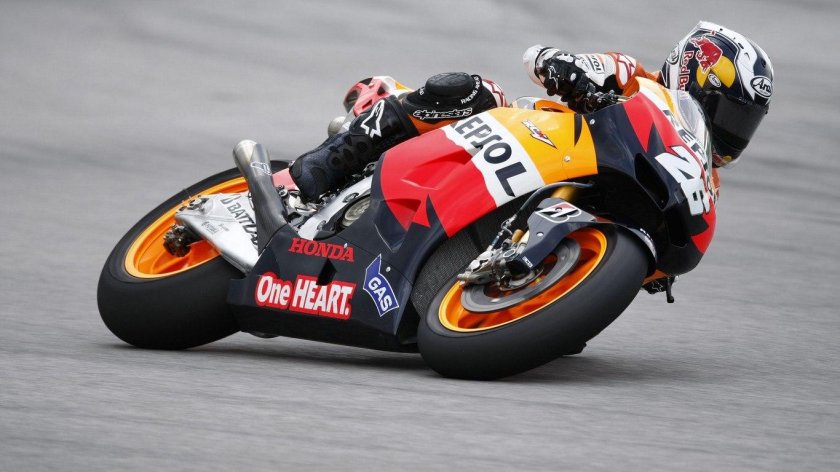 Репсол моторное гонка