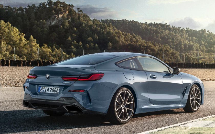 BMW 850i 2021