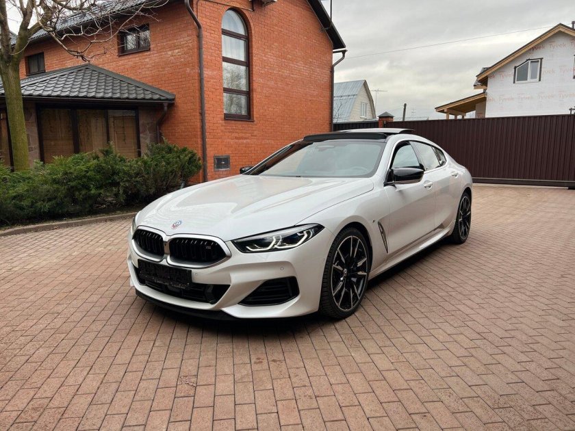 Bmw m 8 gran coupe