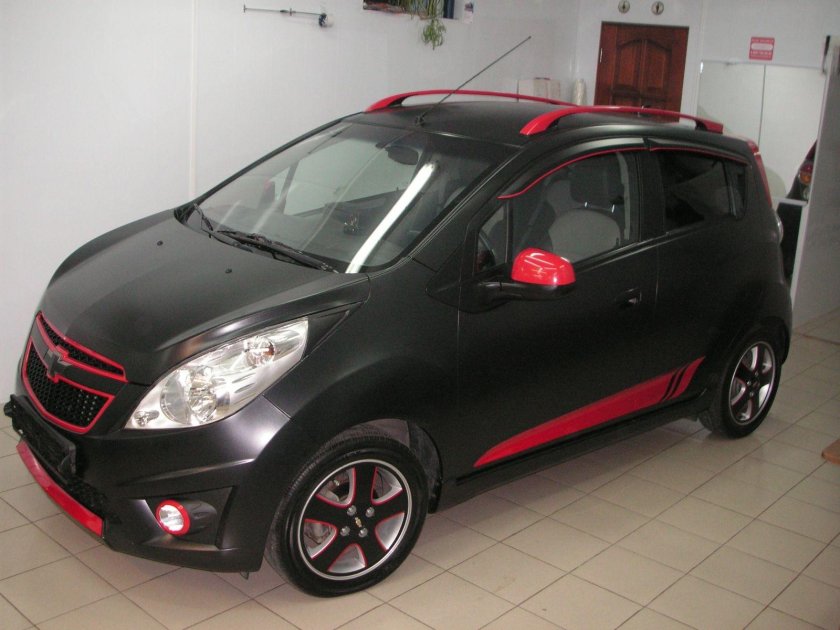 Chevrolet Spark 2012 черный