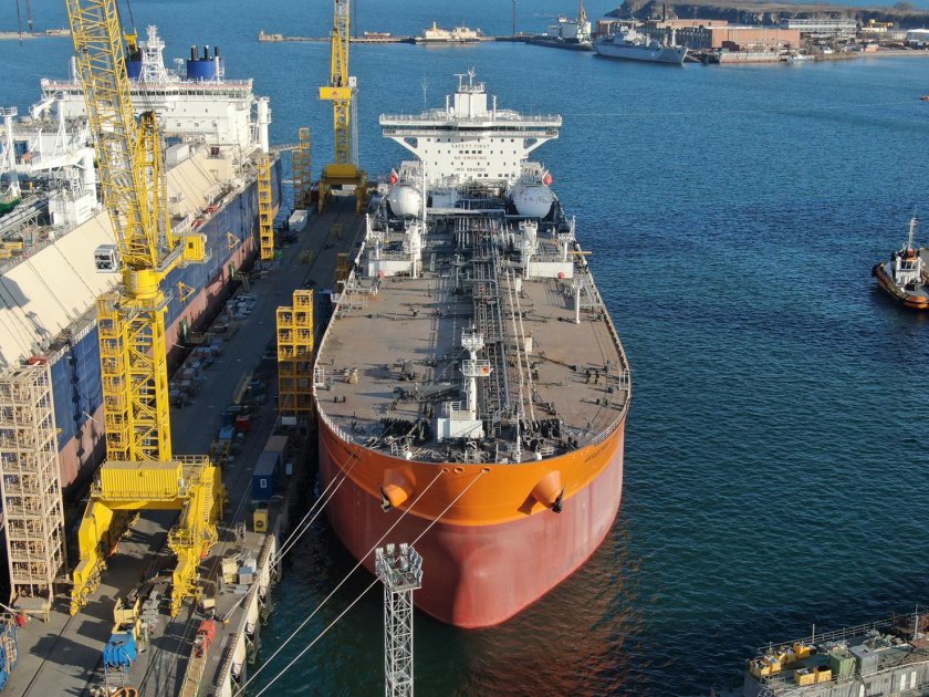 Афрамакс танкер Роснефть