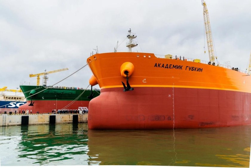 Танкер Владимир Мономах