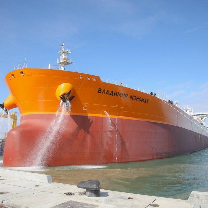 Танкер Афрамакс Владимир Мономах