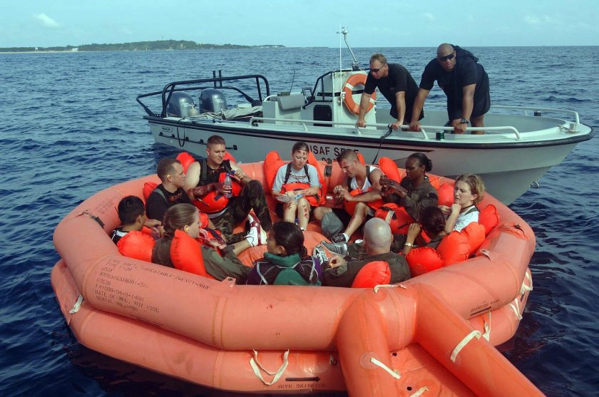 Спасательный плот — Мария Бизли