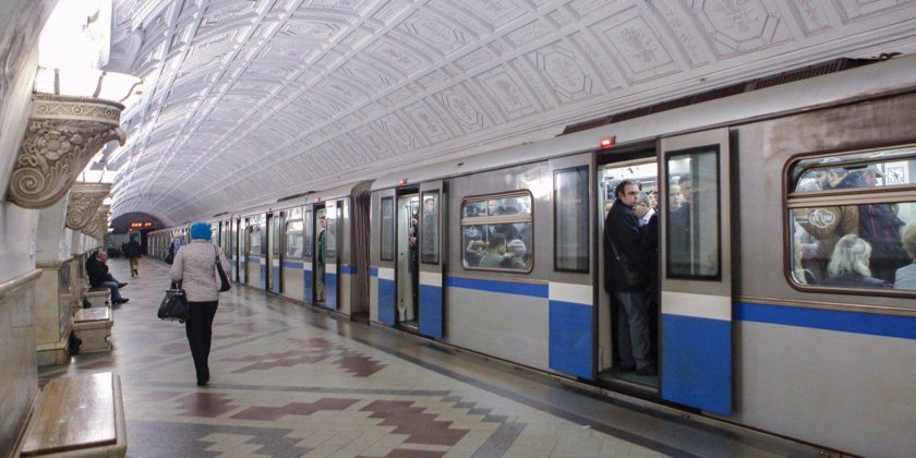 Станции Калининской линии Марксистская