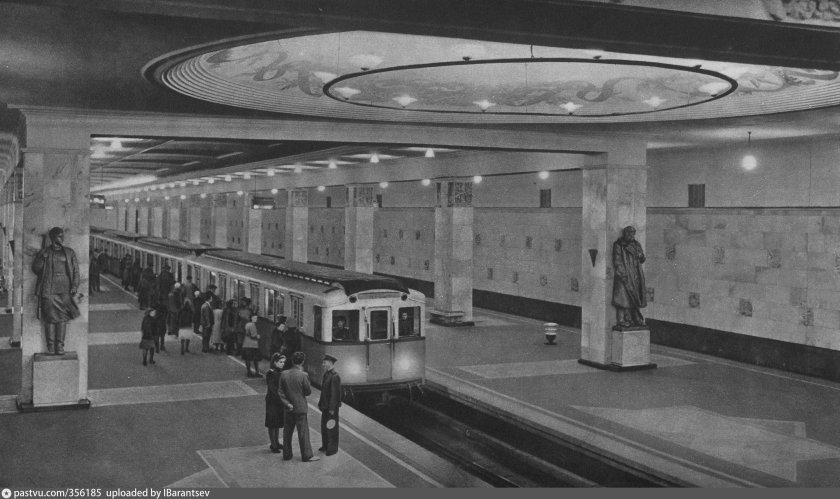 Станция Измайловский парк имени Сталина