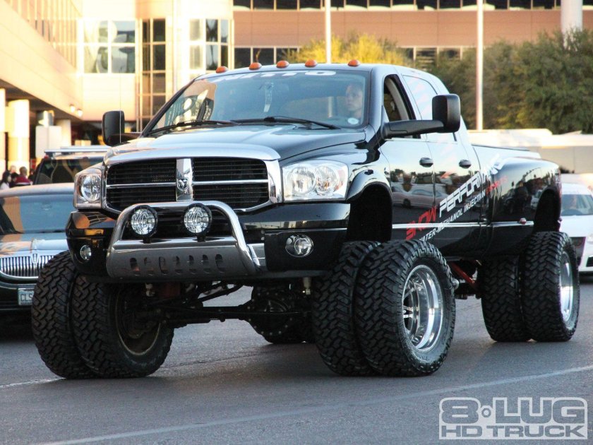 Dodge Ram 500