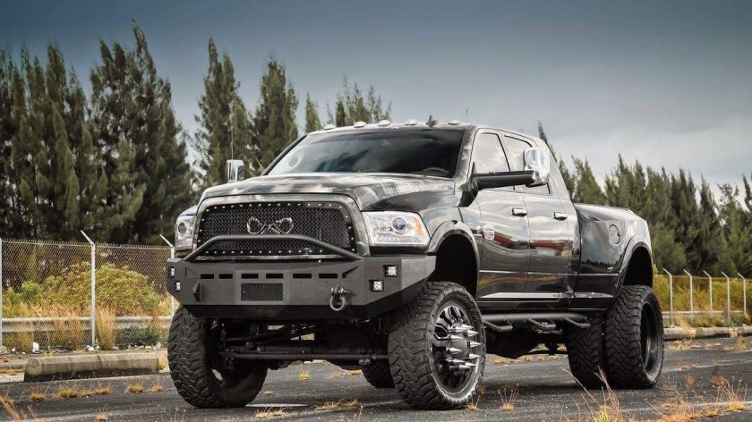 Dodge Ram 3500 джип