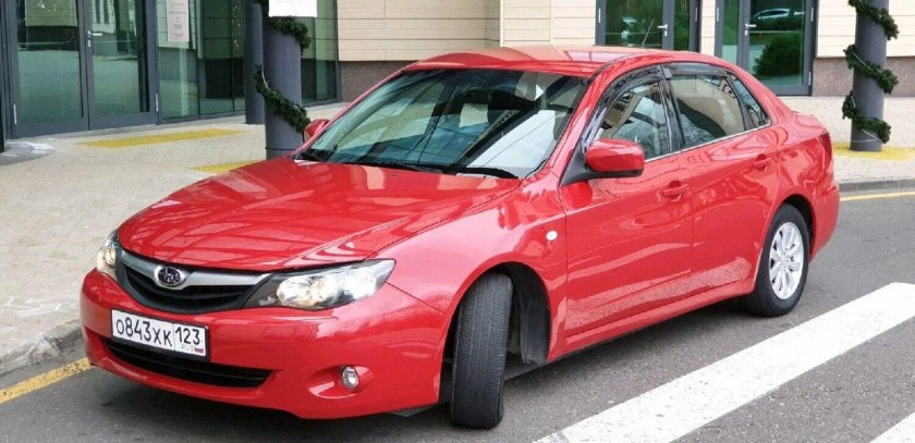 Subaru Impreza 2008 красная