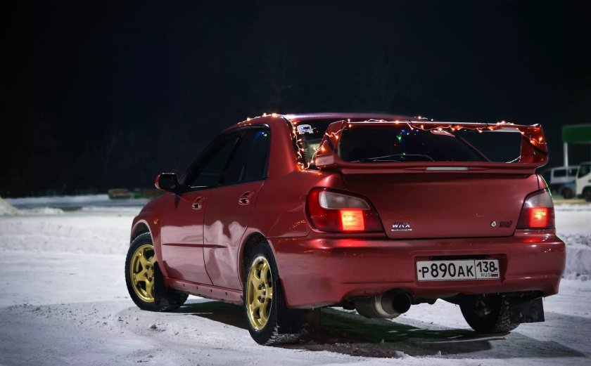 Субару Импреза 2001 красная