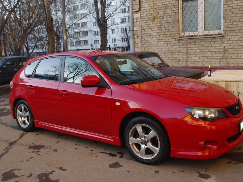 Subaru Impreza 2008 красная