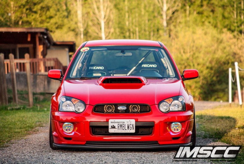 Subaru Impreza WRX 2007 красная