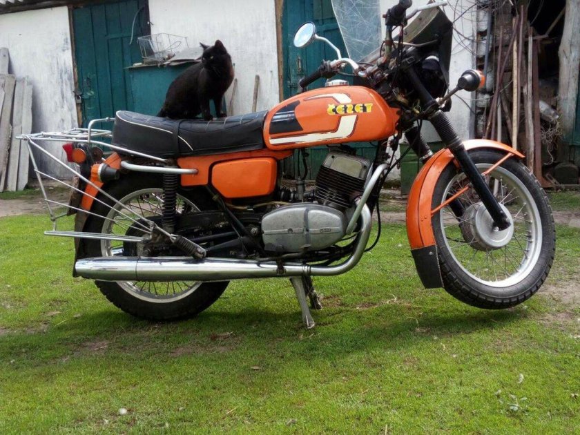 Мотоцикл Ява Чезет 350