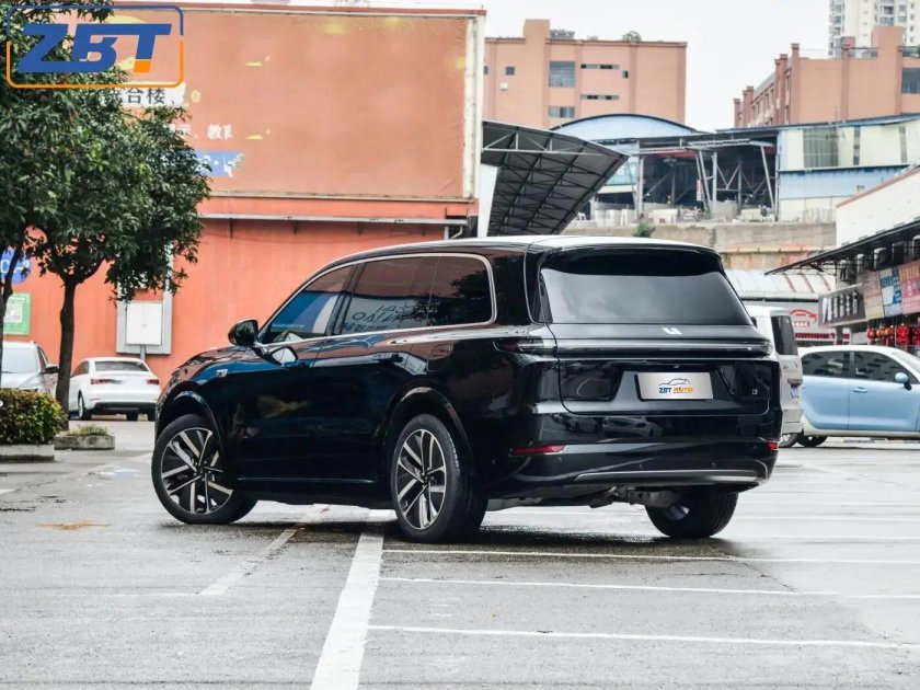 Машина Lixiang l9