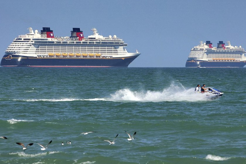 Лайнер дисней круиз