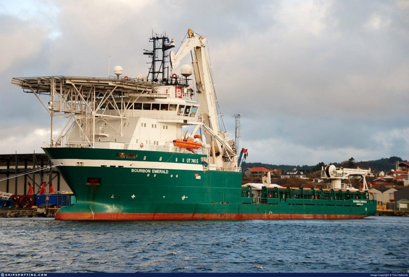 Бурбон Эмеральд судно