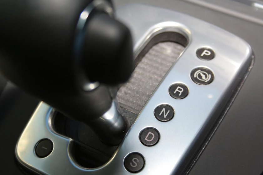 Автомат машина коробка