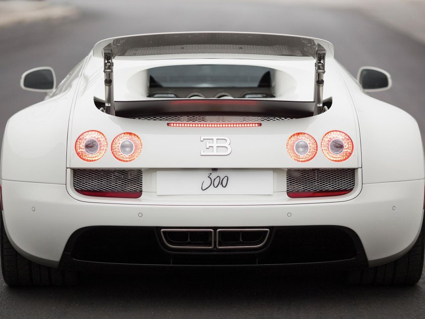 Bugatti Veyron 16.4 super Sport 2010