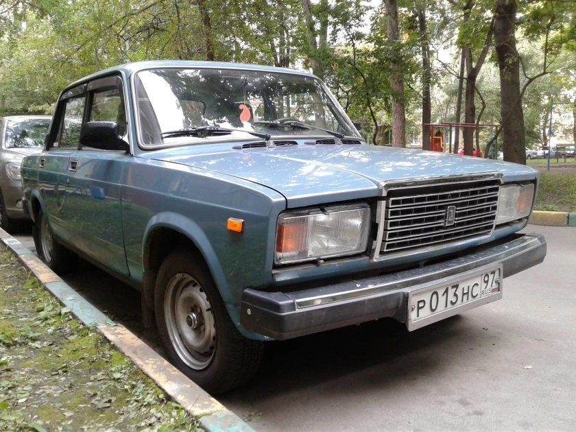 ВАЗ 2107 Петергоф 404