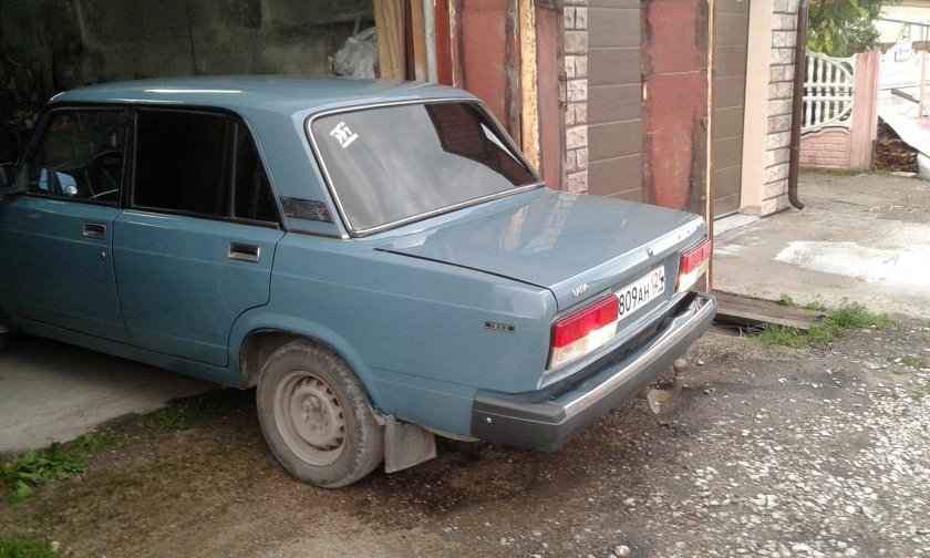 ВАЗ 2107 Петергоф 404
