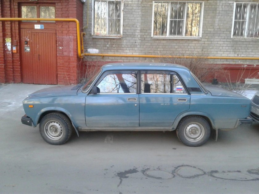 ВАЗ 2107 Петергоф 404