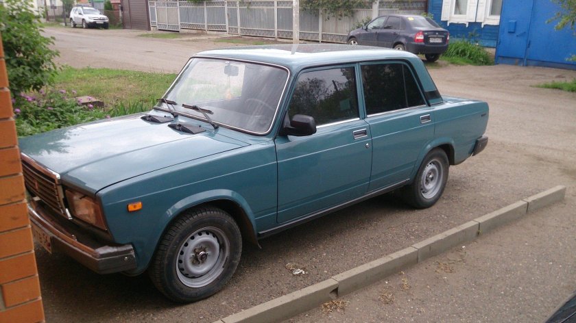 ВАЗ 2107 Петергоф 404