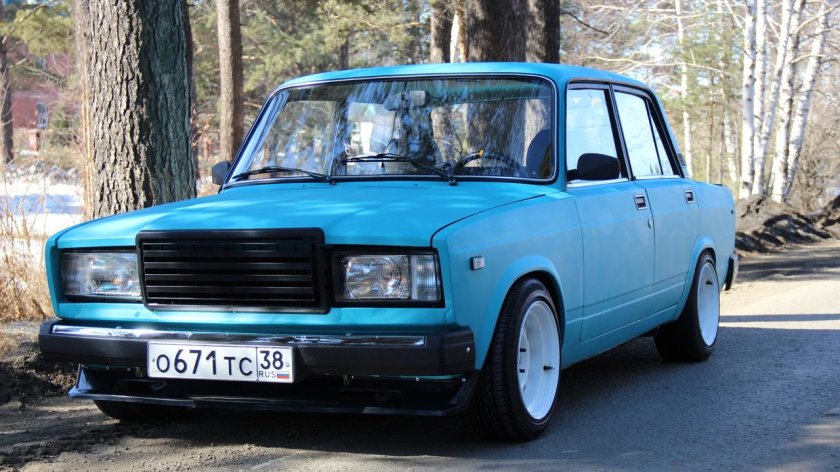 ВАЗ 2105 бирюзовая