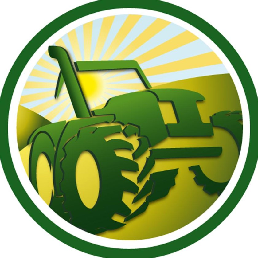 Трактор значок