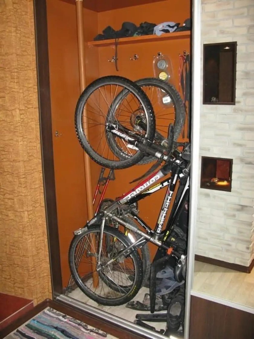 Шкаф для велосипеда