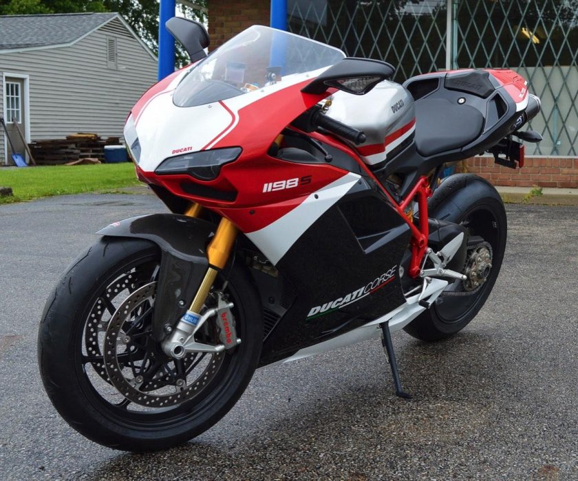 Ducati 1198s