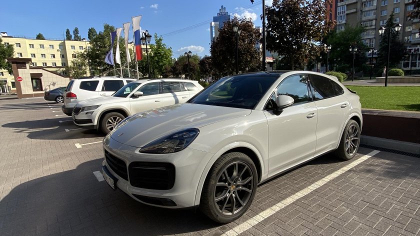 Porsche Cayenne Coupe Grey