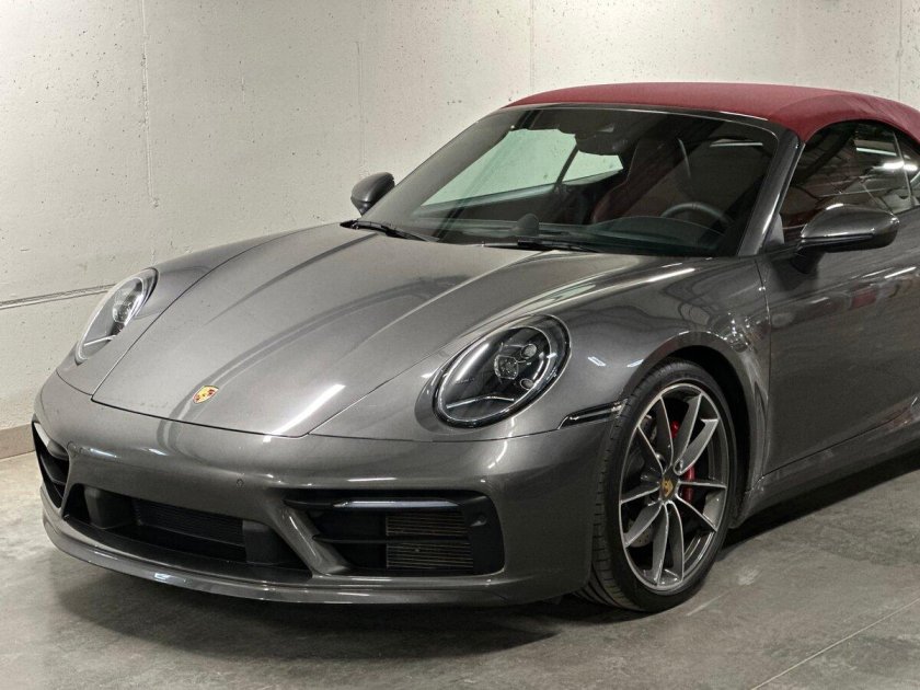 Серый порше 911