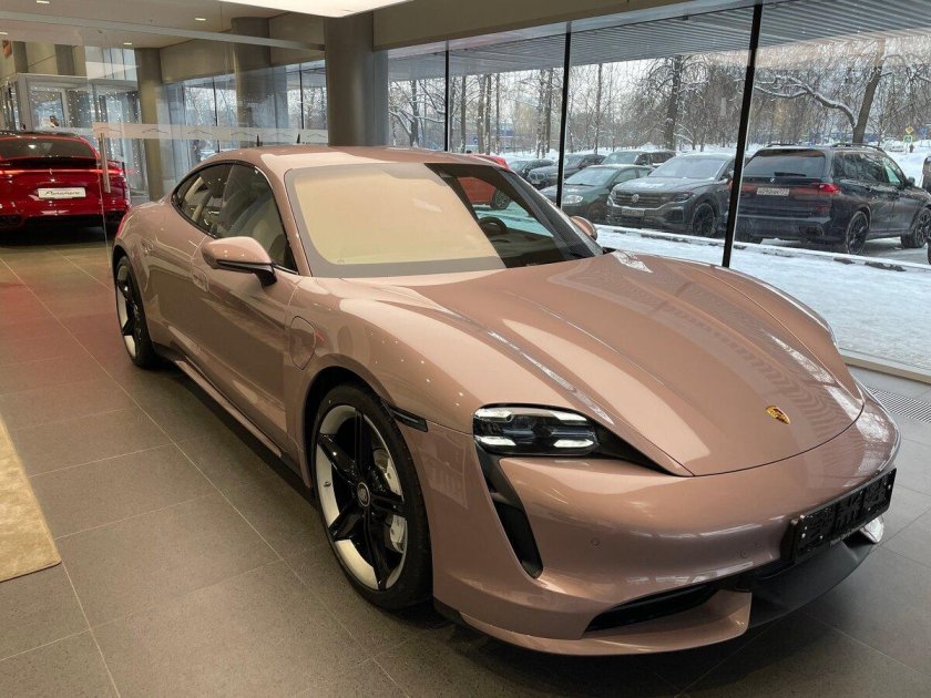 Porsche taycan 2021