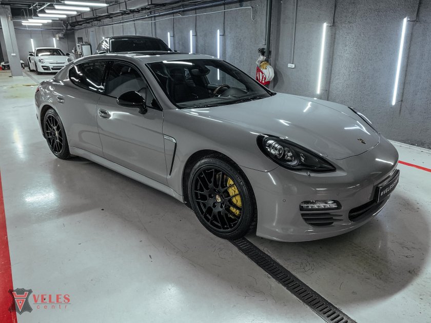 Porsche Panamera винил