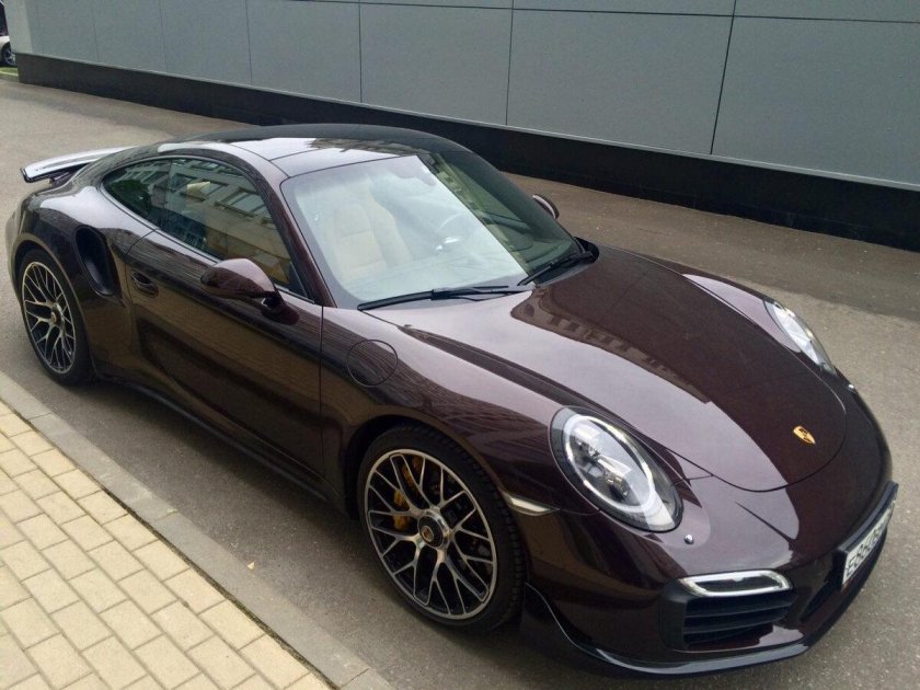Порше 911 турбо s коричневый