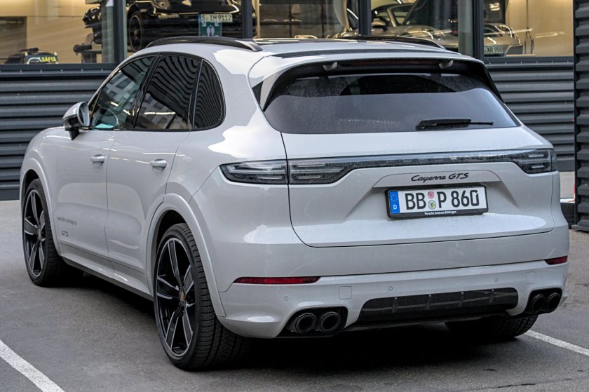 Porsche Cayenne GTS 2021