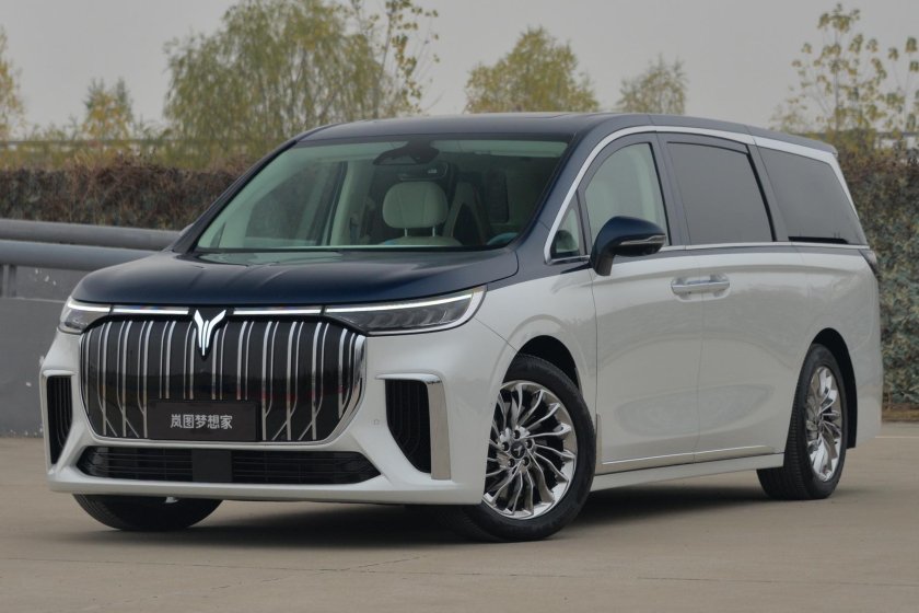 Китайский минивэн 2022 voyah dreamer