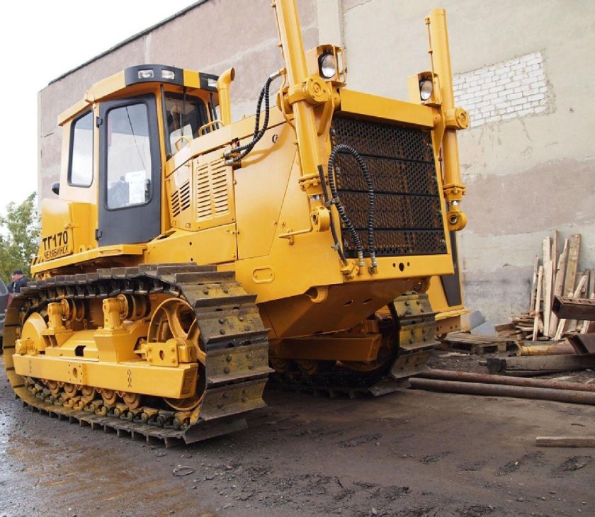 Трактор тг-170.01-1в