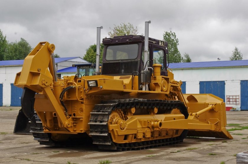 Бульдозер чебоксарец ЧЗПТ Т-330