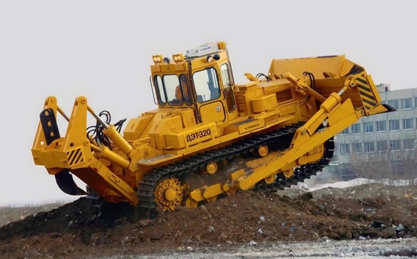 ЧТЗ трактор ДЭТ 400