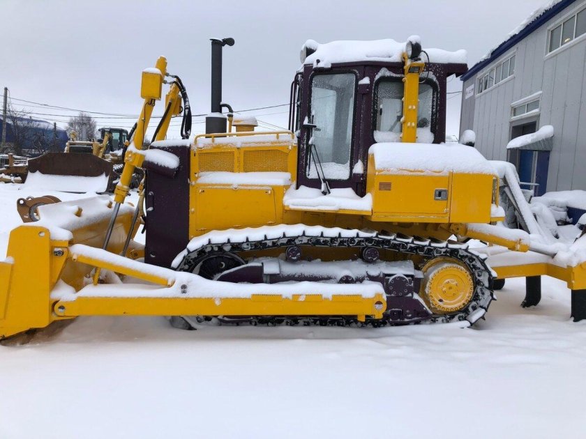 ЧЕТРА Т -1102 Ямб-3 (бульдозер)