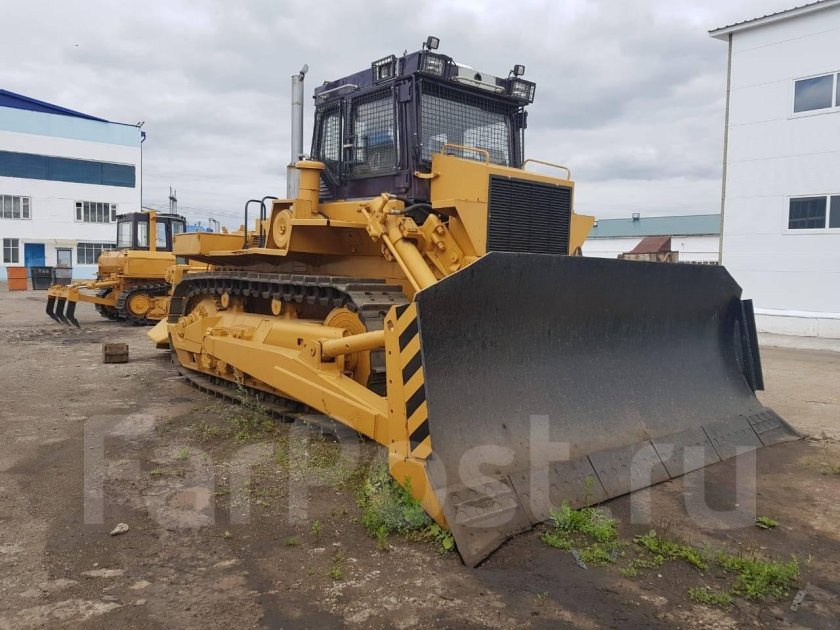 Бульдозер ЧЗПТ Т-330