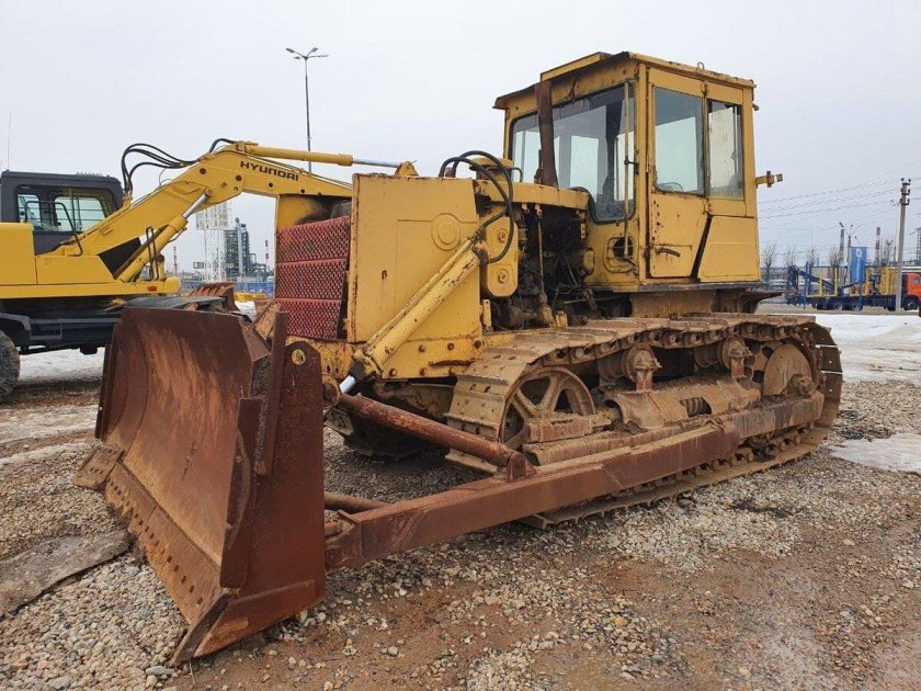 ЧТЗ 170 бульдозер