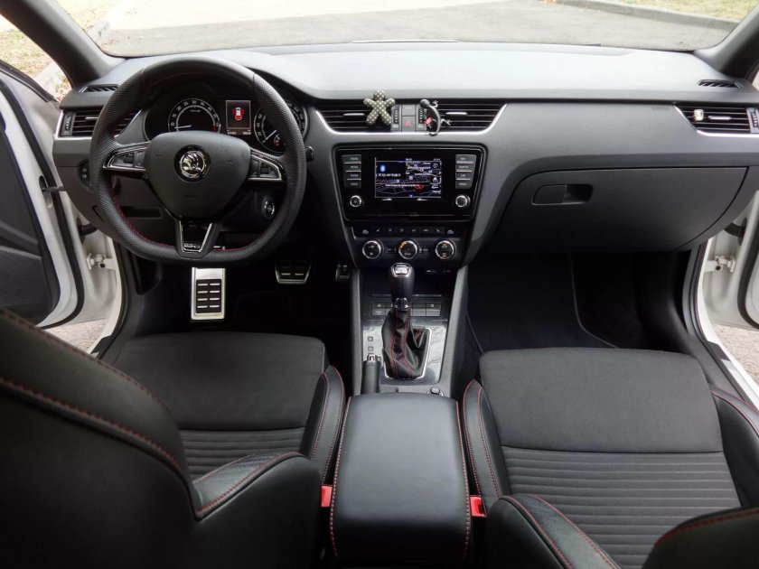 Octavia 2013 салон