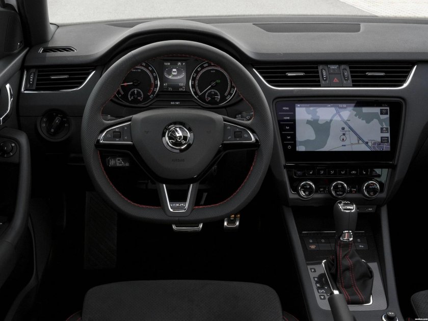 Skoda Octavia 2017 салон
