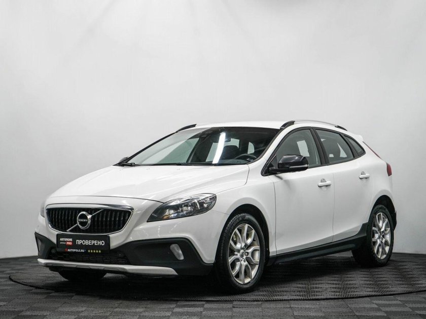 Volvo v40 Cross Country 1.6 AMT, 2014 отзывы