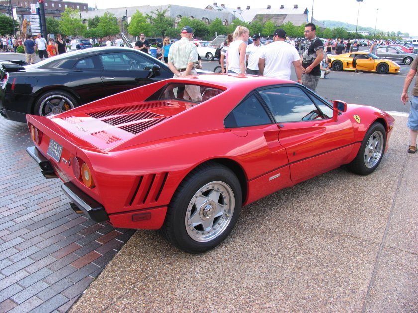 Ferrari 288 GTO