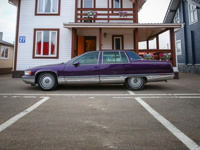 Cadillac Fleetwood 1994