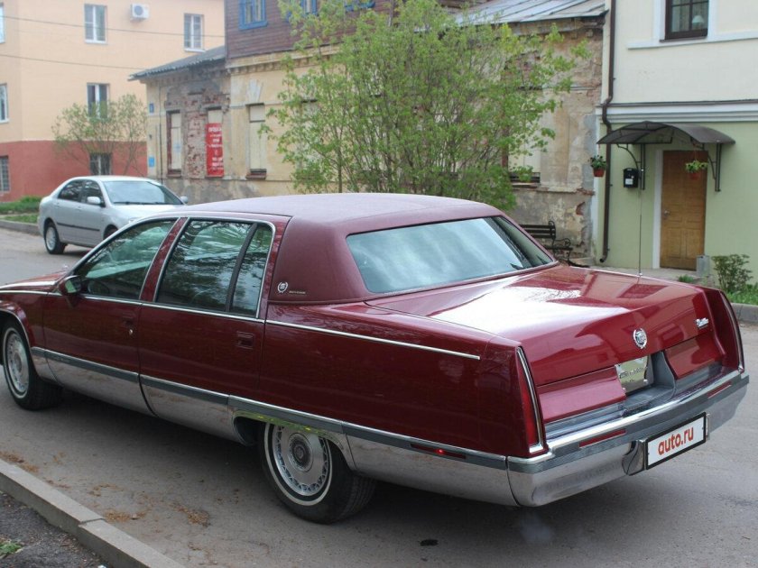 Cadillac fleetwood 1993