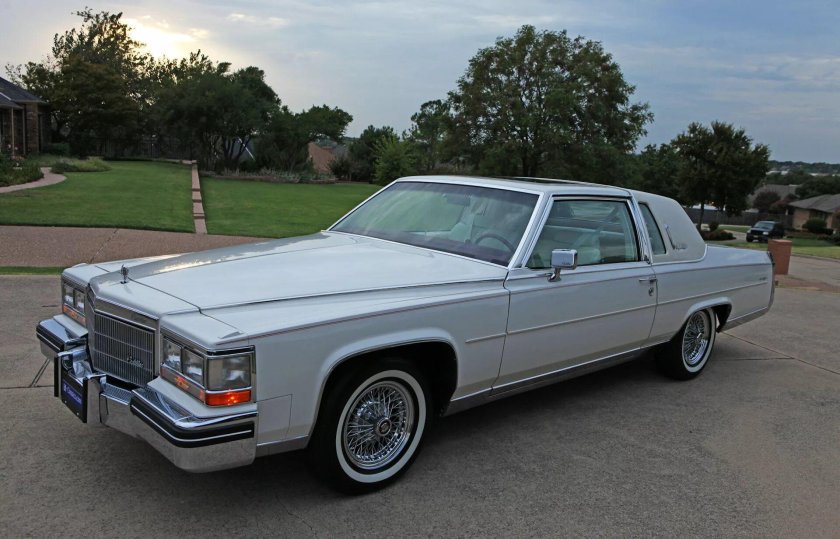 Cadillac Fleetwood 1985